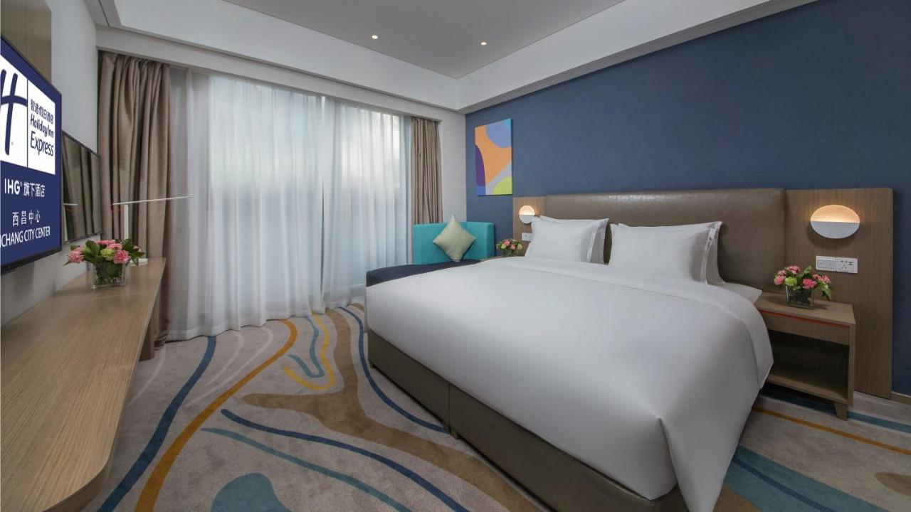Holiday Inn Express - Xichang City Center By Ihg Exterior photo