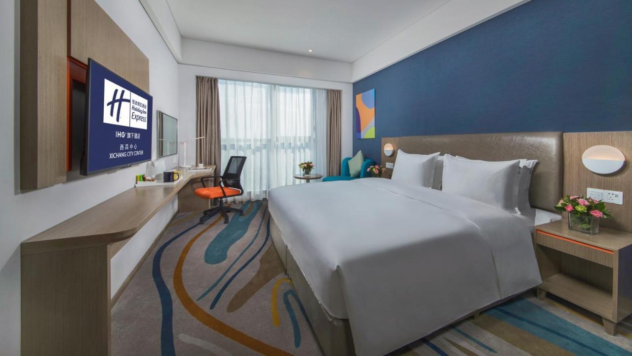 Holiday Inn Express - Xichang City Center By Ihg Exterior photo