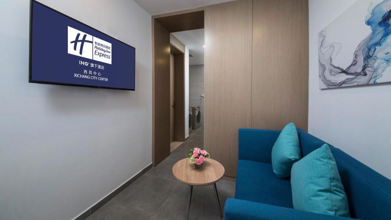 Holiday Inn Express - Xichang City Center By Ihg Exterior photo