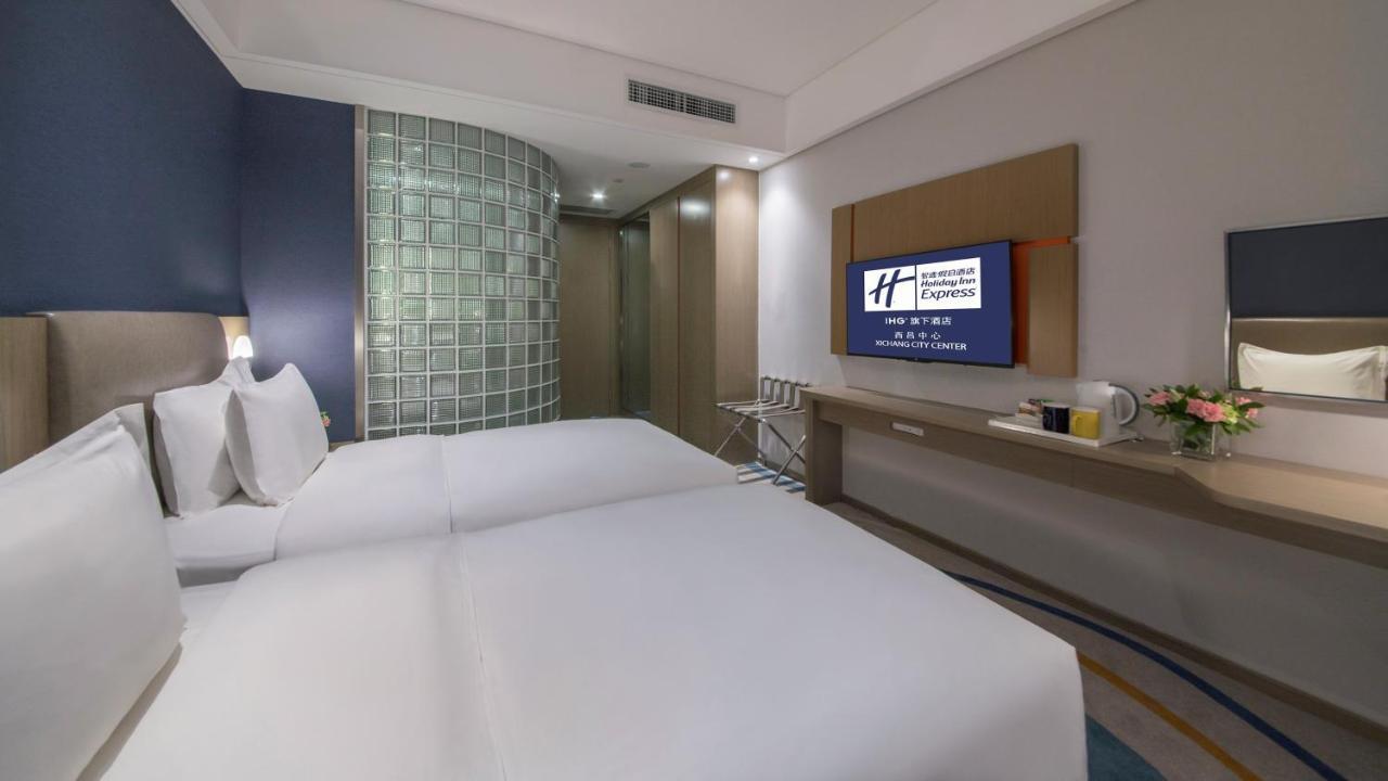 Holiday Inn Express - Xichang City Center By Ihg Exterior photo